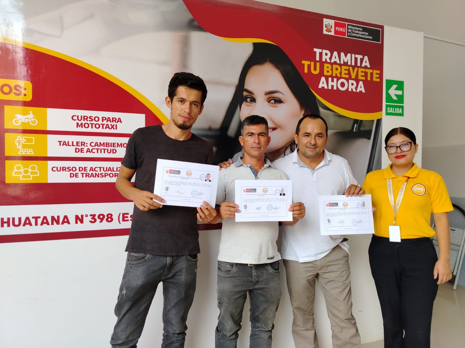 Alumnos de Global Car 4